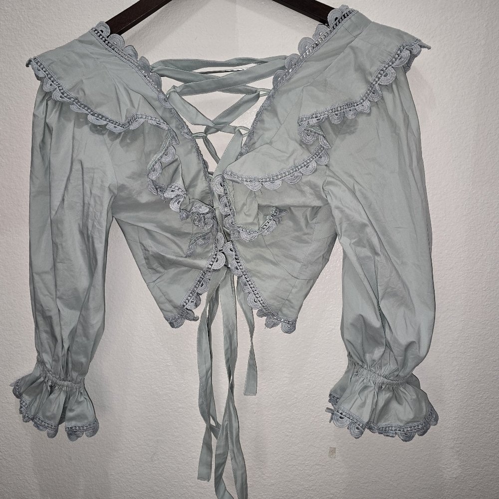 Olivaceous Elegant Lace Trimmed Women's Top Size L - Picture 2 of 6